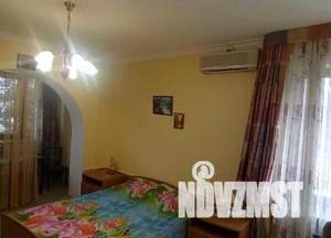 Студия квартира, посуточно, 30м2, 2/5 этаж